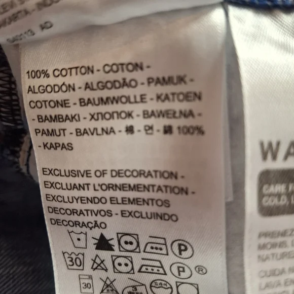 Levi's Wedgie Blue Denim Straight Tapered Leg Distressed Jeans Women Size 24 - Picture 16 of 16